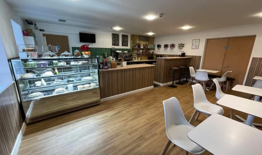 The Lounge Coffee Shop