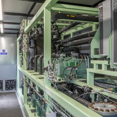freen frame and black lagging in a CO2 system