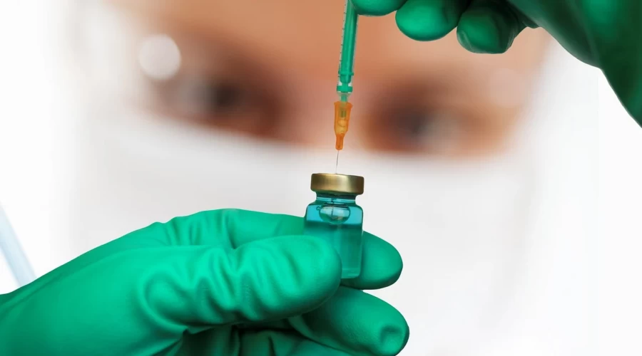 UKHSA urges vaccination against respiratory viruses ahead of winter